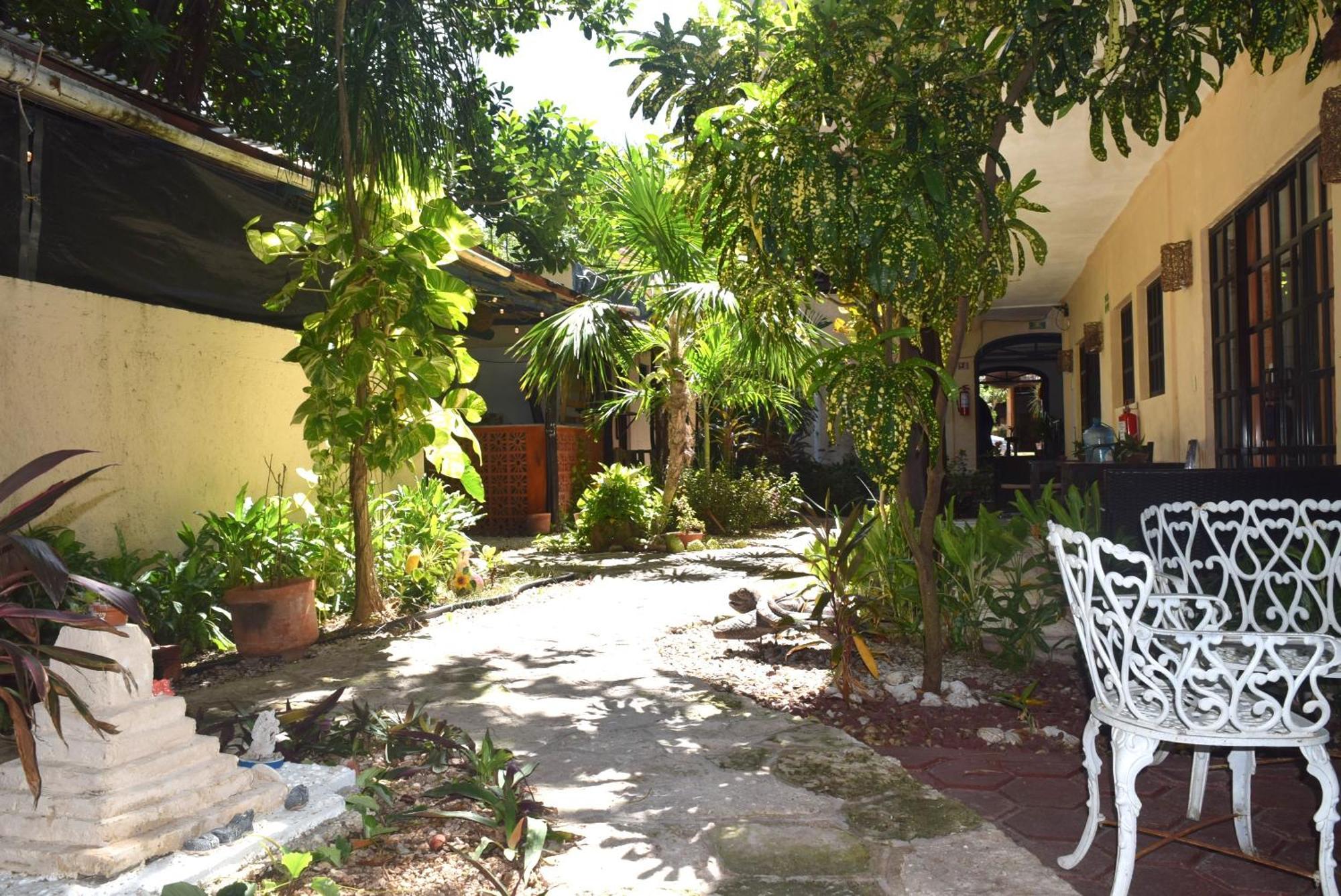 Hotel Casa El Moro Puerto Morelos Exterior photo