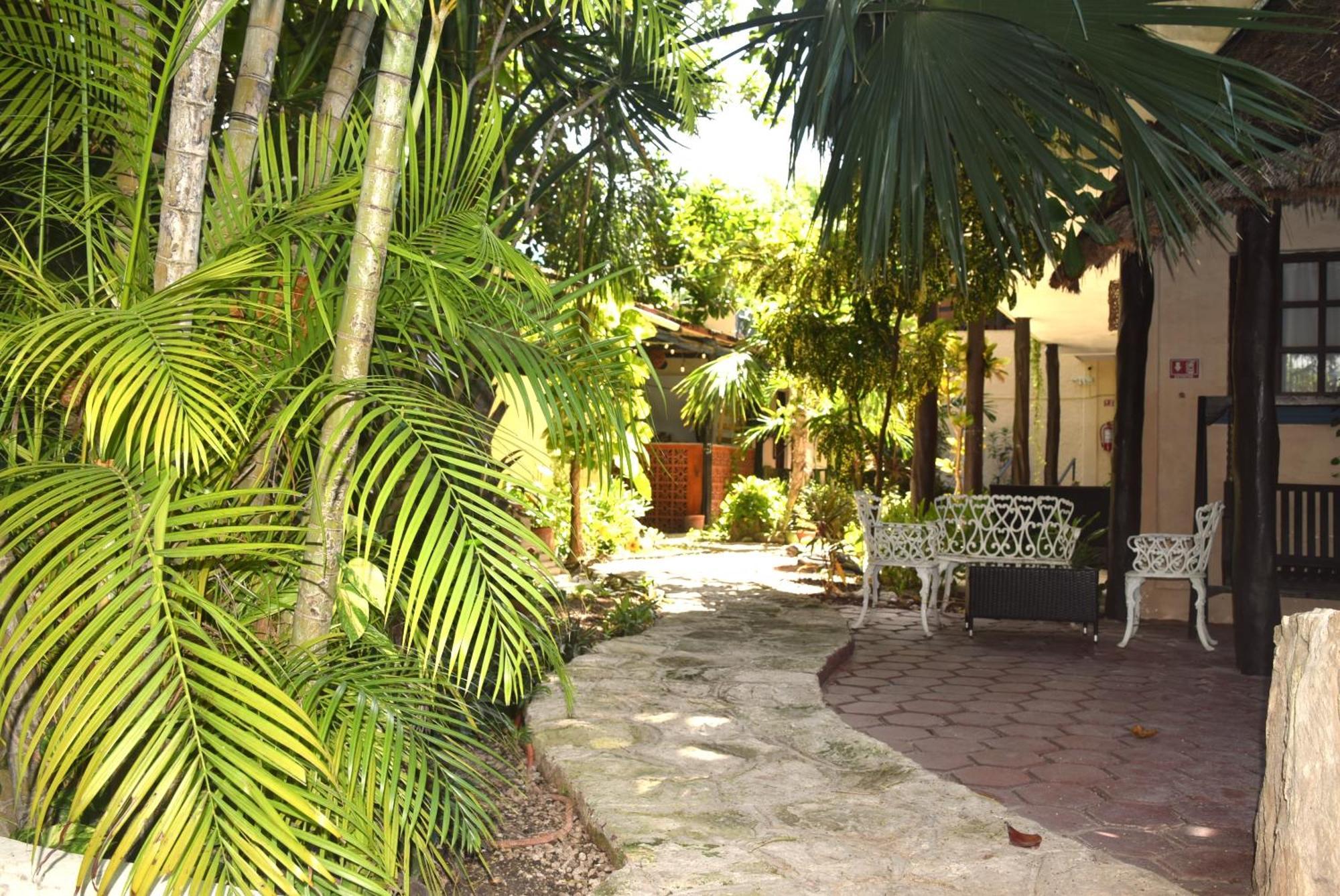 Hotel Casa El Moro Puerto Morelos Exterior photo
